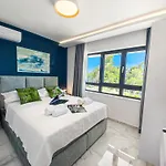 Sunnyside Luxury With Free Parking And Swimming Pool Apartman Brela
