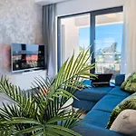 Sunnyside Luxury With Free Parking And Swimming Pool * Brela