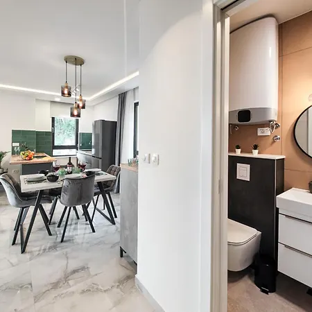 Sunnyside Luxury With Free Parking And Swimming Pool *
