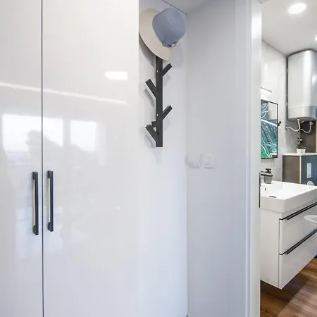 Apartment Sunnyside Luxury With Free Parking And Swimming Pool Brela