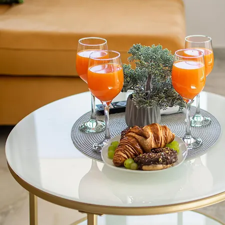 Sunnyside Luxury With Free Parking And Swimming Pool *