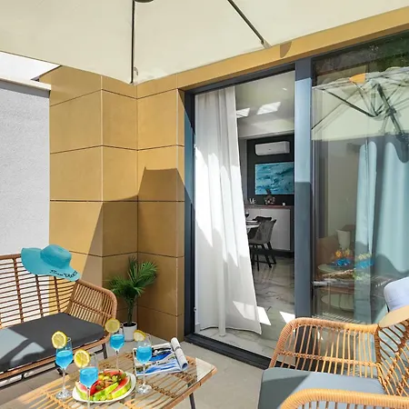 Sunnyside Luxury With Free Parking And Swimming Pool *