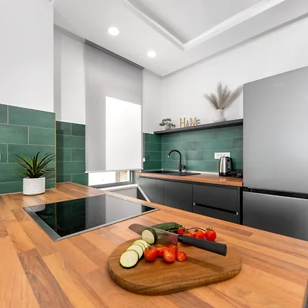 Sunnyside Luxury With Free Parking And Swimming Pool Brela