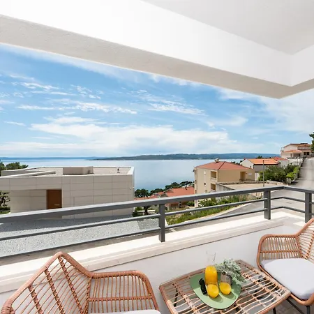 Sunnyside Luxury With Free Parking And Swimming Pool Appartement *