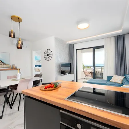 Sunnyside Luxury With Free Parking And Swimming Pool * Brela