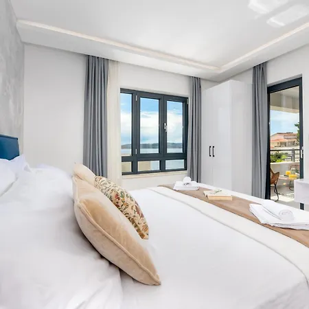 Sunnyside Luxury With Free Parking And Swimming Pool *